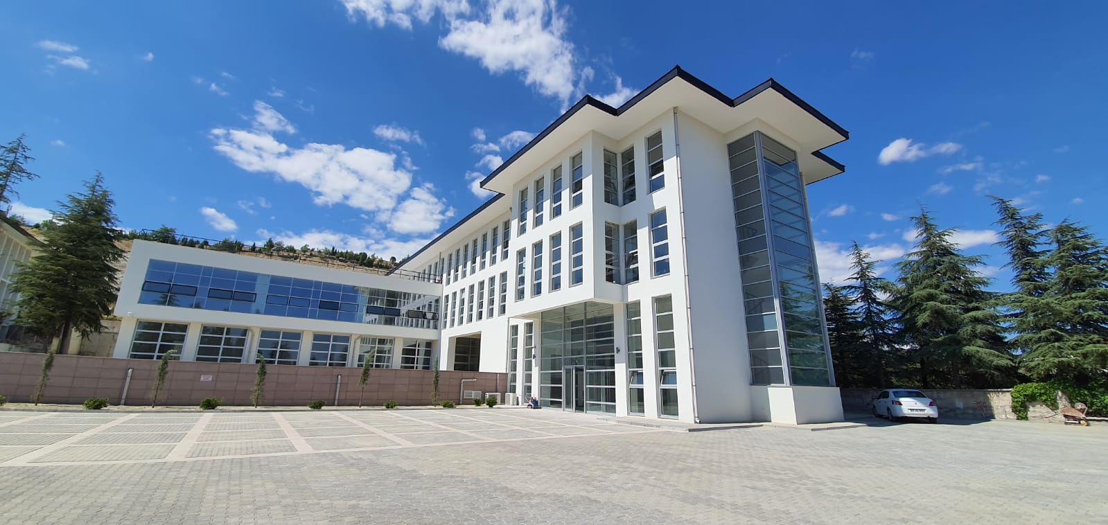 EYÜPOĞLU İNŞAAT / ANKARA ÜNİVERSİTESİ BEYPAZARI MYO