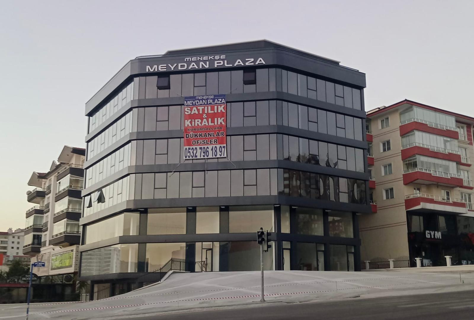 MENEKŞE İNŞAAT / MEYDAN PLAZA